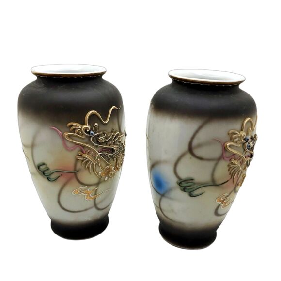 Vintage Royal Japan Moriage Dragon Vases 5-1/2" x 2" - Picture 4 of 8